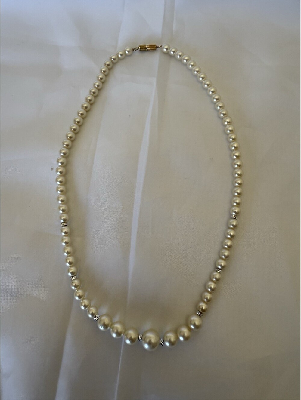 Faux Pearl Necklace With Embellishments Gradient Sizes Creamy Ivory